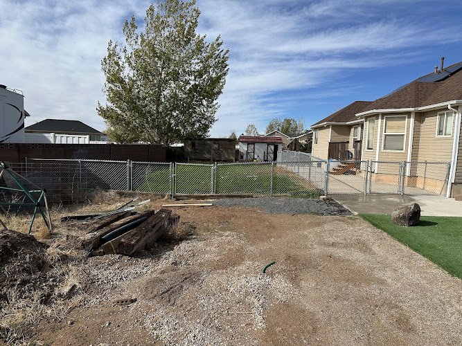 3 Peaks Fence and Landscaping LLC