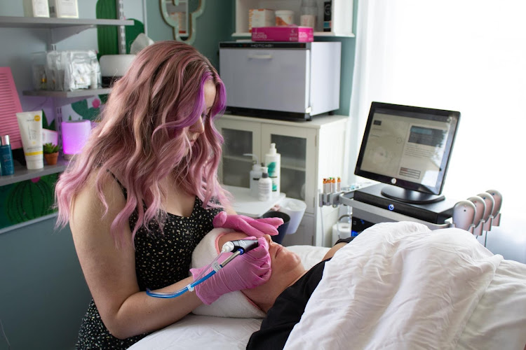 AAM Esthetics | Wax Bar & Skin Clinic