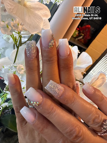 Ali Nails