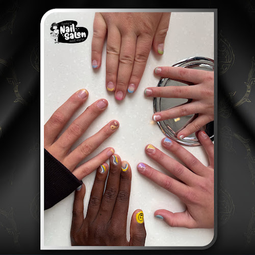 Anny's A Nail Salon & More