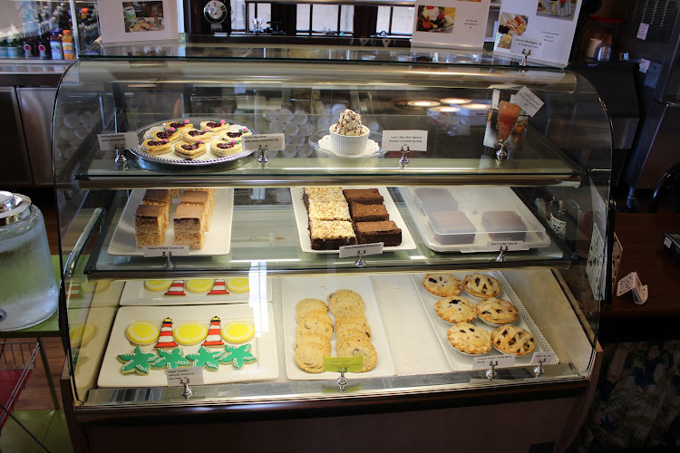 Auntie Rae’s Sweets and Tea Parties