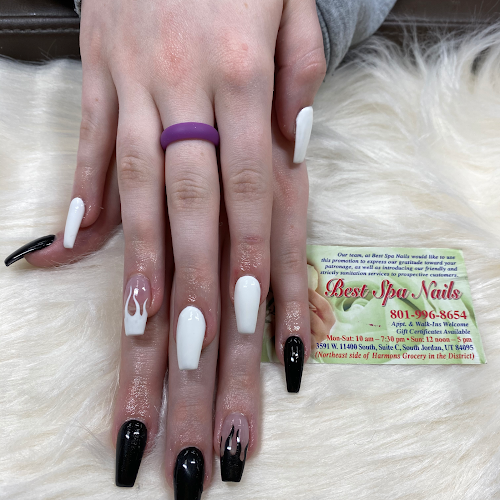 Best Spa Nails