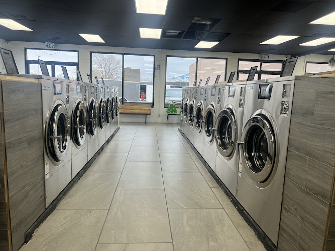 Big Wash Laundromat West Valley