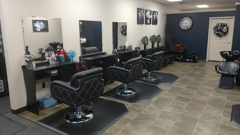 Blonde & Blossom Salon