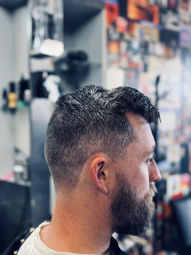 Clipperz Barbershop & Beauty