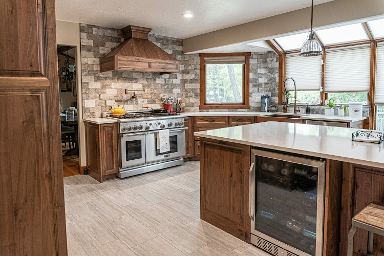 Cutting Edge Cabinetry & Services