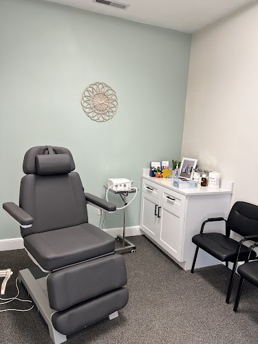 Dr. Matthew Stoddard DPM