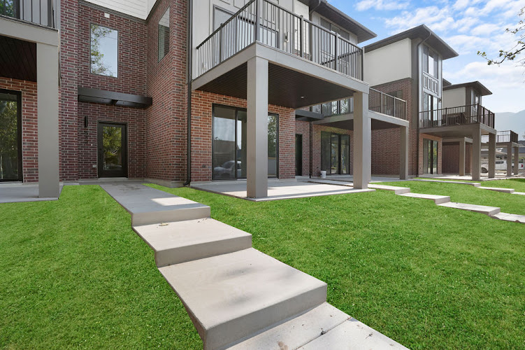 Henry Walker Homes – Towns at 24th