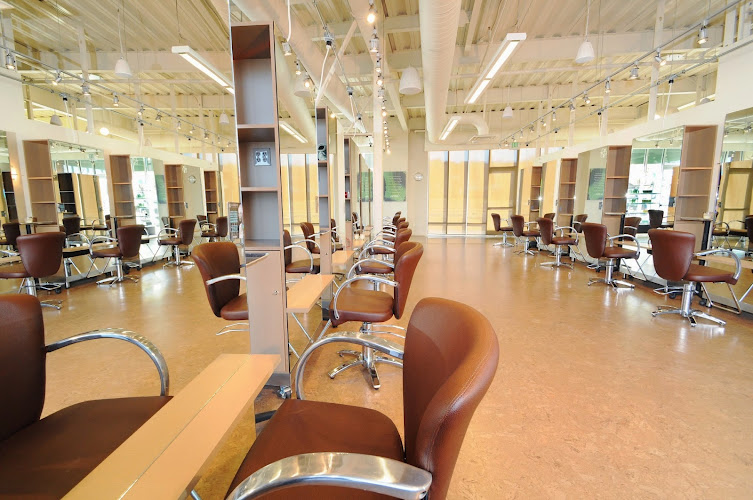 Landis Lifestyle Salon