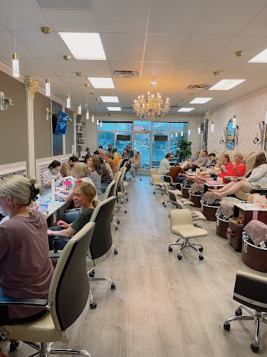 Luxury Nails - Best Nails Salon In Saratoga Springs