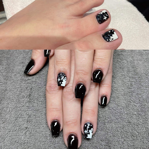 Mystic Nails & Day Spa