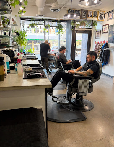 On The Blade Barber Company