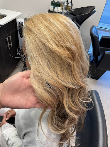 Purely Royal Hair Studio