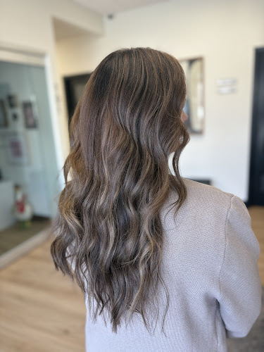 Root’d Beauty Lounge