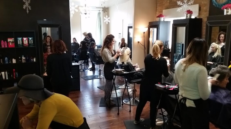 Salon on the Avenue LLC