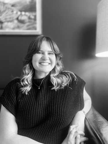 Simple Modern Therapy