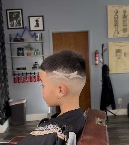 Society Barber Lounge