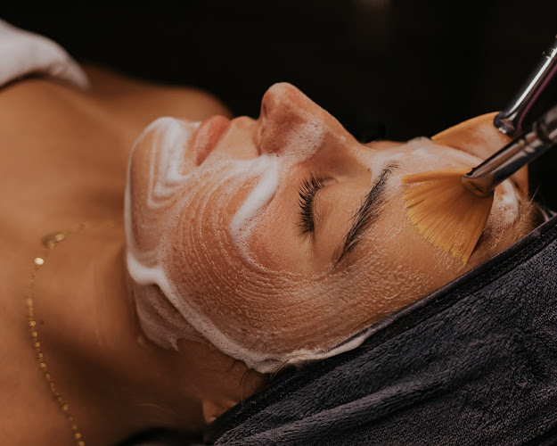 The Happy Esthetician