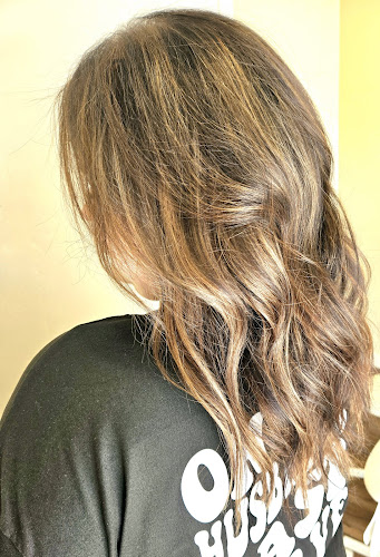 The Parlor: Luxury salon on main