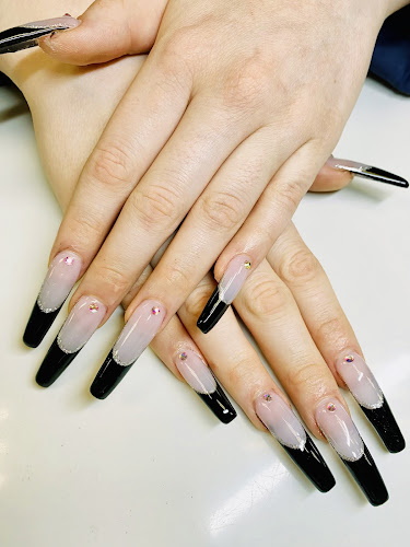 Tropical Nails & Spa