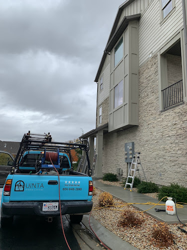 Uinta Window Cleaning