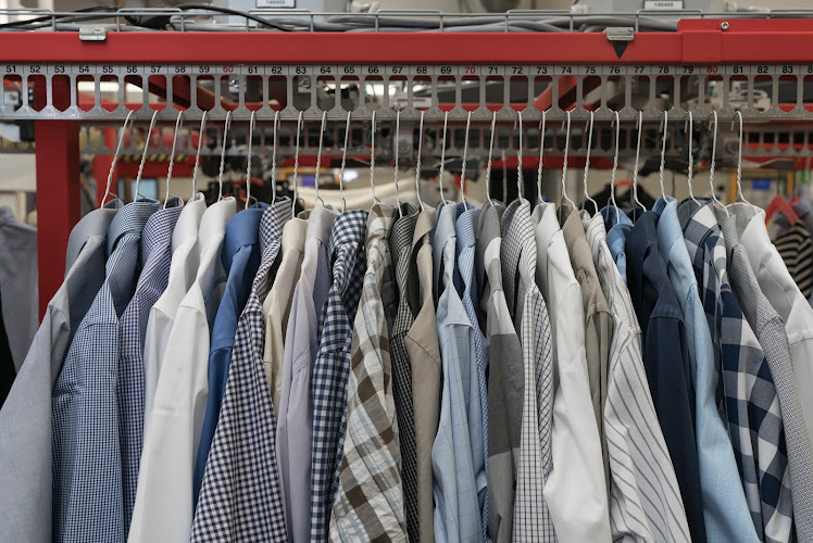 Village Cleaners - Sandy