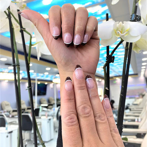 VIP Nails Lounge