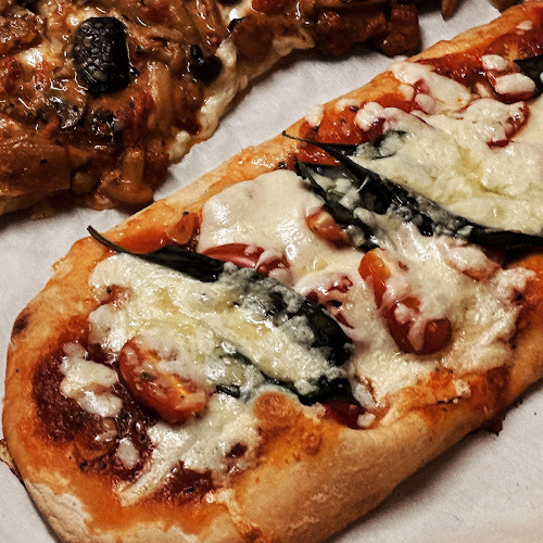 Vongole Pasta Italian Restaurant & Wine