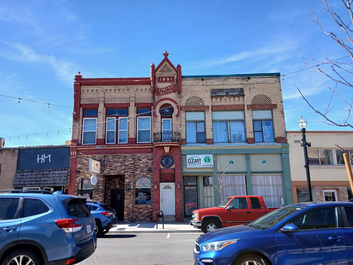 The Parlor: A Luxury Salon On Main